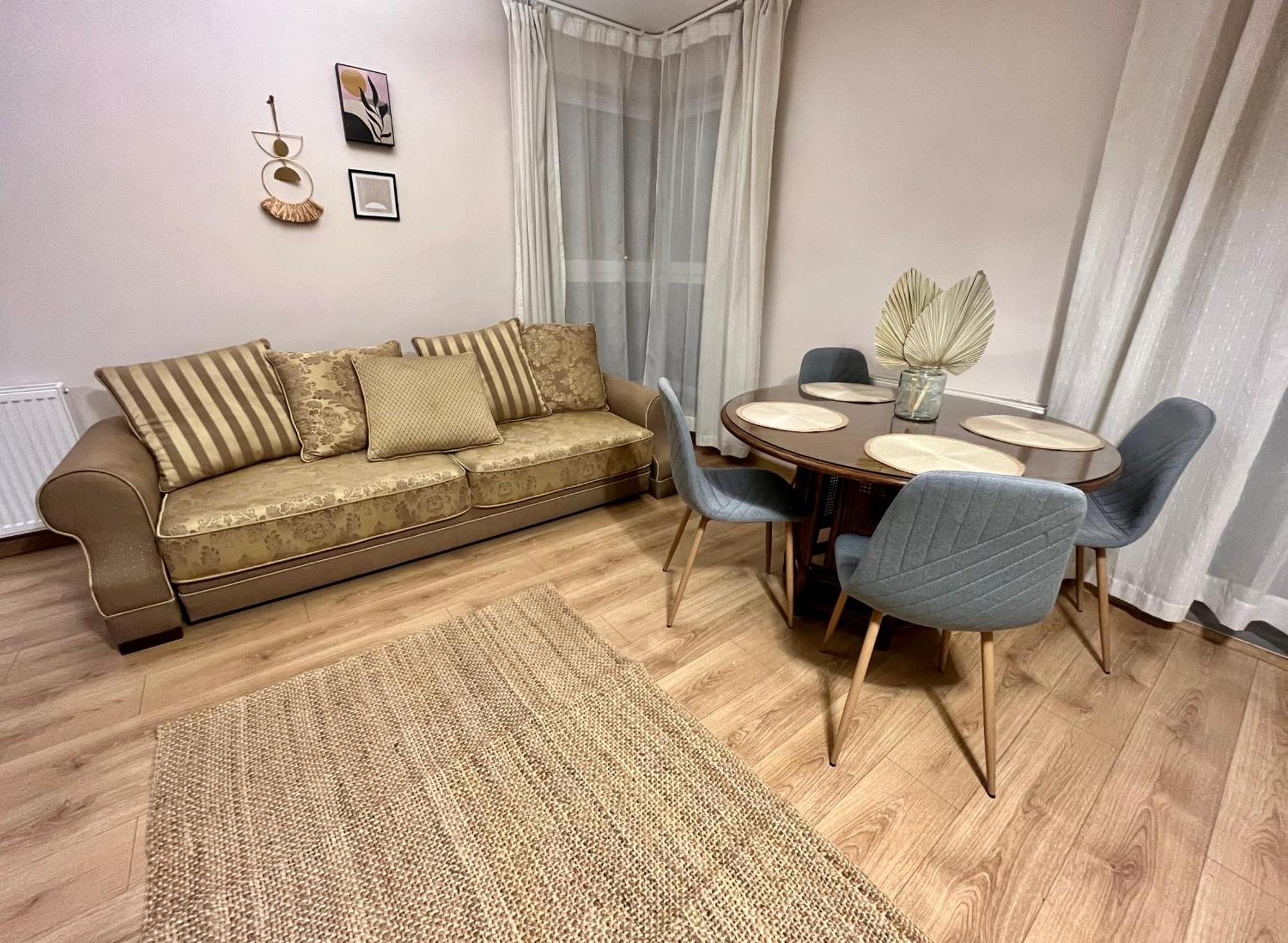 Oldtown Retro Apartment By Marina With Balcony For 6 People Gdańsk Zewnętrze zdjęcie
